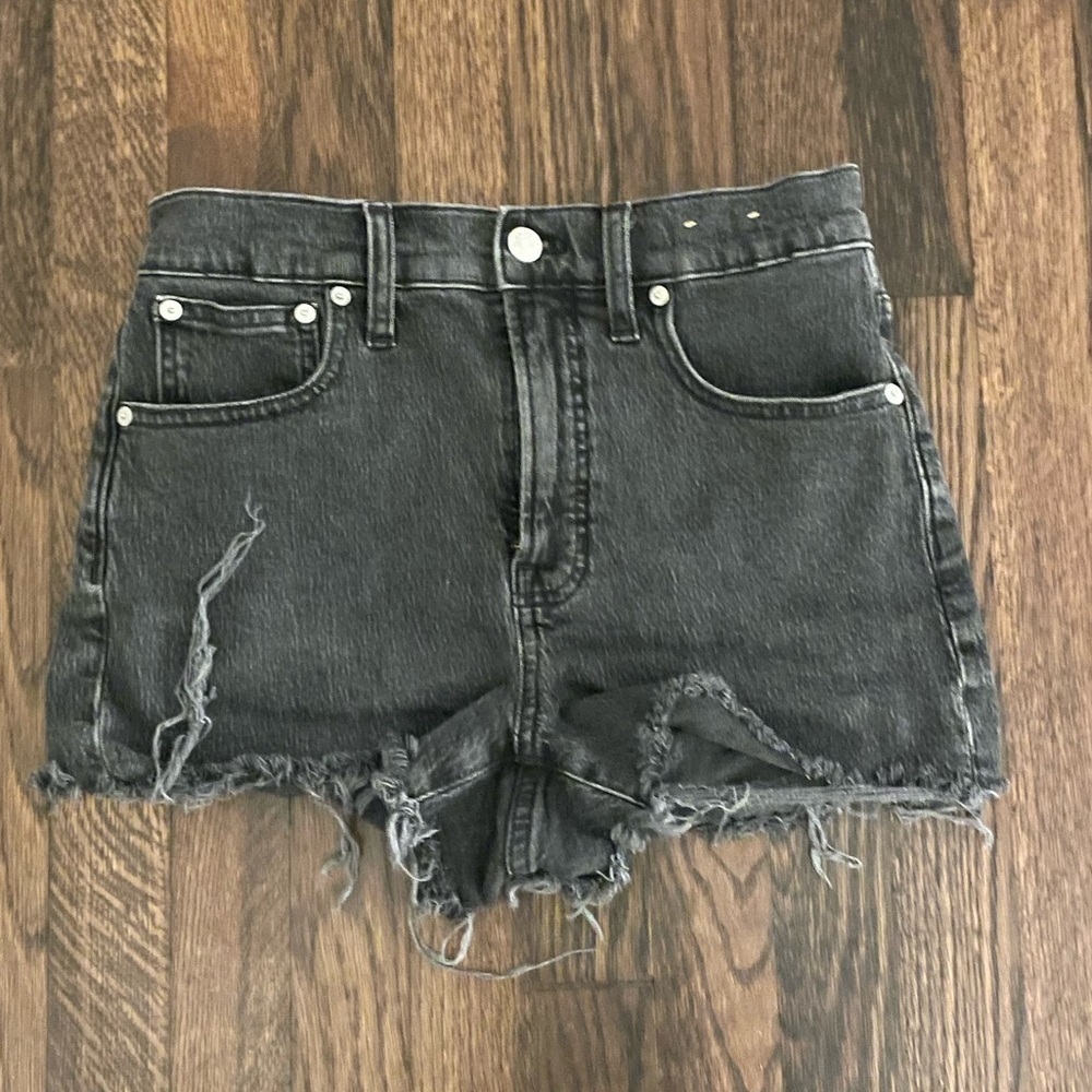 Madewell black the perfect Jean short